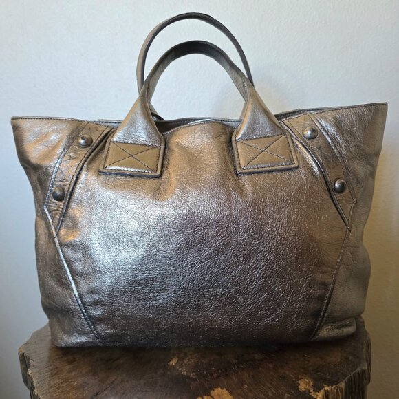 Authentic Salvatore Ferragamo Metallic Leather Gancini Tote – Made in Italy - Picture 14 of 16
